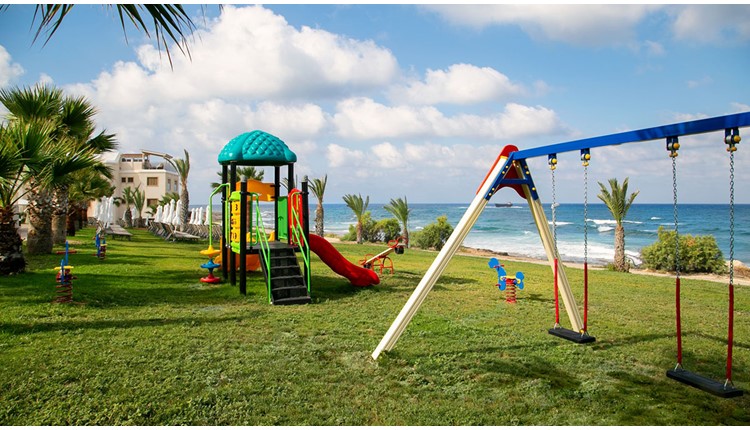 Louis Paphos Breeze - NR , Кипр