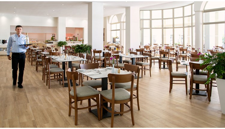 Louis Paphos Breeze - NR , Кипр