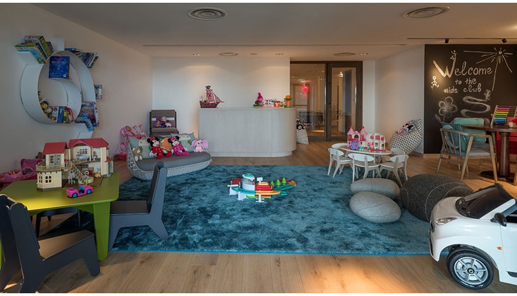 Amara Hotel, Кипр