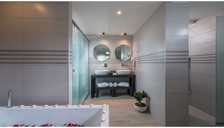 CHC Imperial Palace - NR, Крит