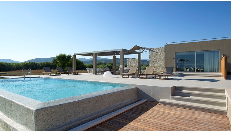 Youphoria Beach Front Villas - NR, Крит