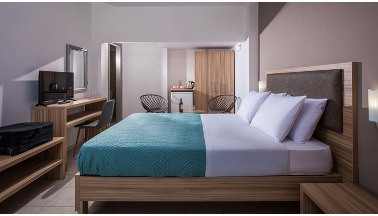 Thania Seaside Luxury Smotel - NR, Крит