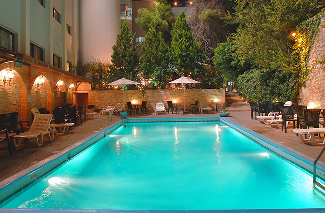 Palmyra Beach Hotel, Афины