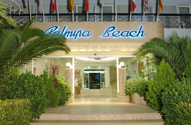 Palmyra Beach Hotel, Афины