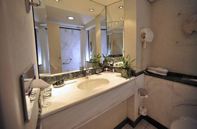 Radisson Blu Park Hotel, Афины