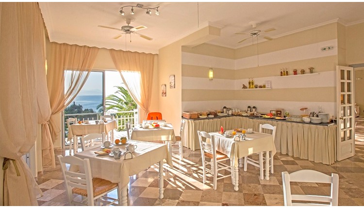 Aurora Beach Hotel - NR, Корфу