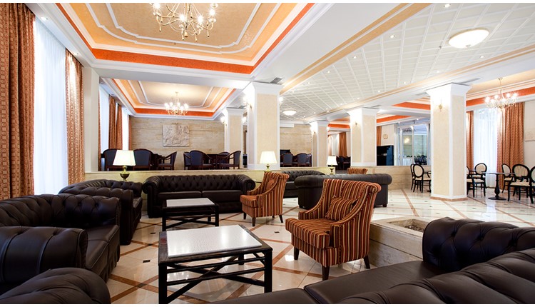 Achillion Palace, Крит