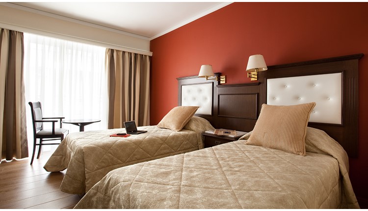 Achillion Palace, Крит