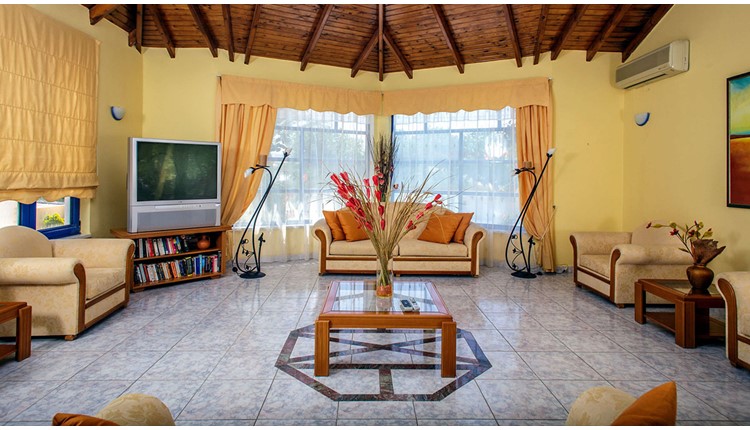 Adelais Hotel - NR, Крит