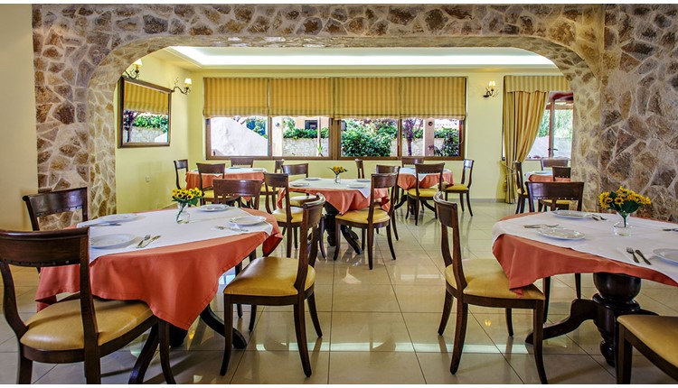 Adelais Hotel - NR, Крит