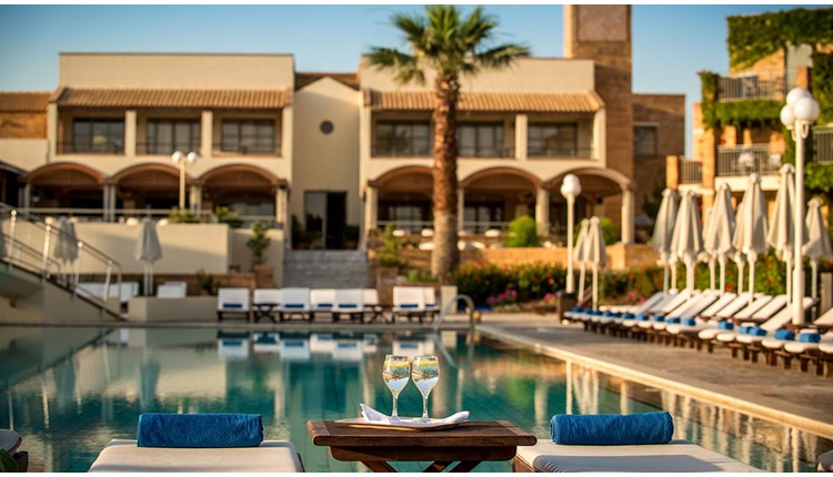 Bella Beach Hotel, Крит