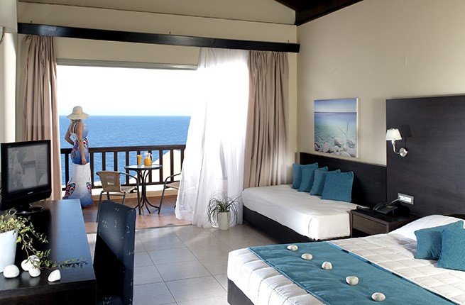 Sea Side a Lifestyle  Resort , Крит