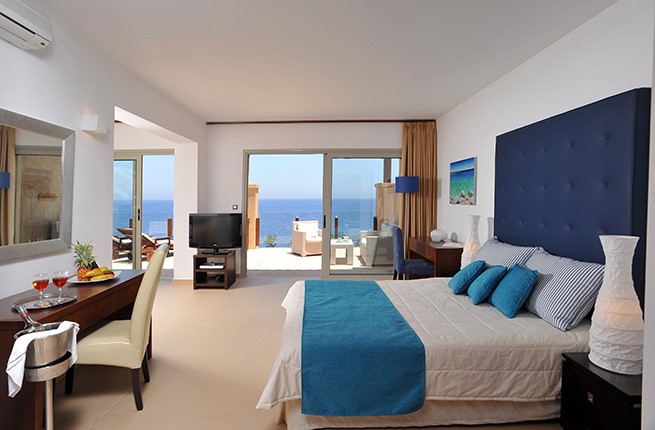 Sea Side a Lifestyle  Resort , Крит