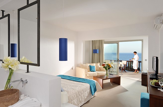 Sea Side a Lifestyle  Resort , Крит