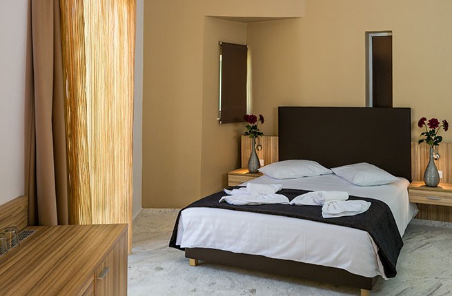 Elotia Hotel , Крит