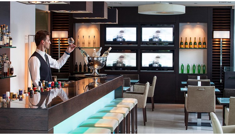 Galaxy Hotel, Крит