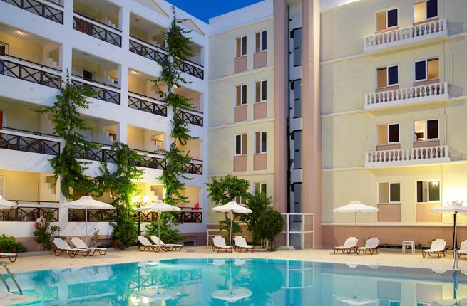 Hersonissos Palace, Крит