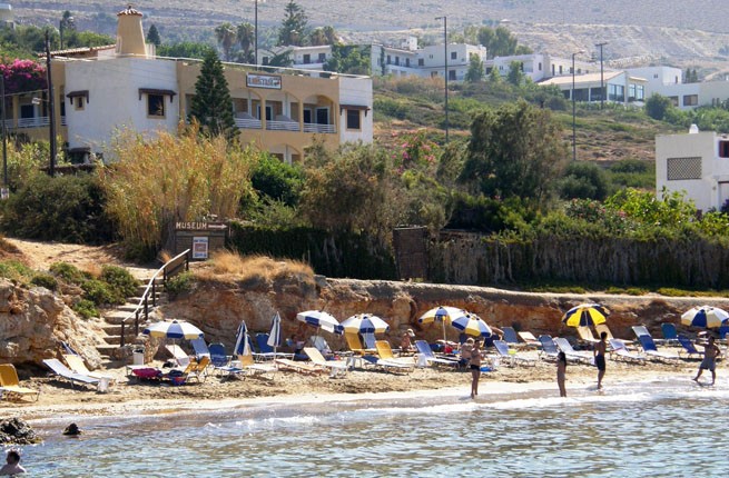 Iliostasi Beach Apartments - NR, Крит