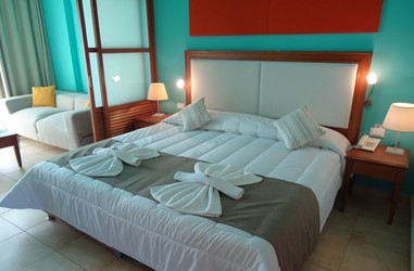 Crete-Beleon-Tours-Kiani-Beach-(20)_3583_Gallery.jpg