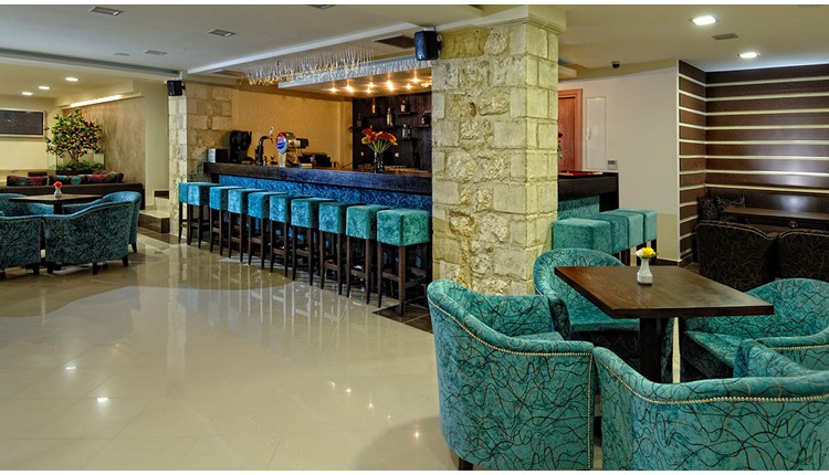 Mistral Mare Hotel, Крит