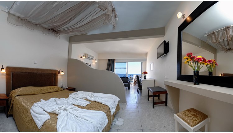 Mistral Mare Hotel, Крит