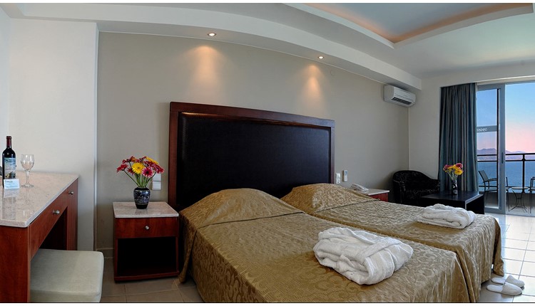 Mistral Mare Hotel, Крит