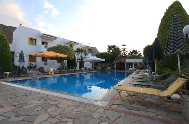 Nikolas Villas Apts - NR , Крит