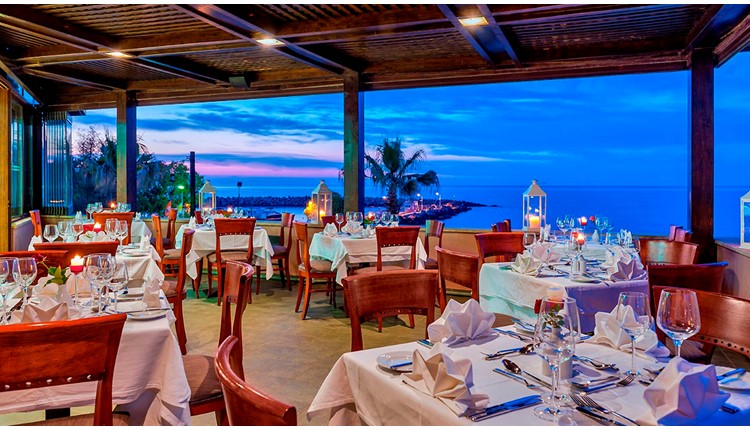 Porto Platanias Beach Resort and Spa, Крит