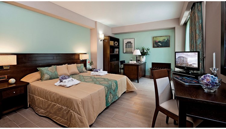 Porto Platanias Beach Resort and Spa, Крит