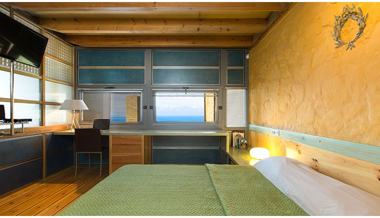 Ravdoucha Epavlis - NR, Крит