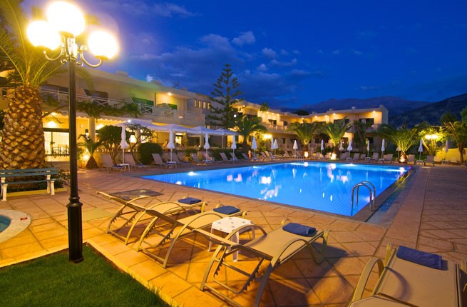 Solimar Ruby & Ruby Royal, Крит