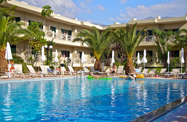 Solimar Ruby & Ruby Royal, Крит