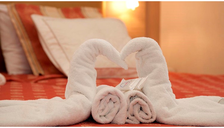 Thalia Deco, Крит