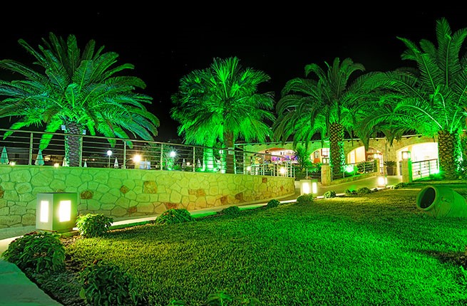 Anna Maria Paradise , Халкидики