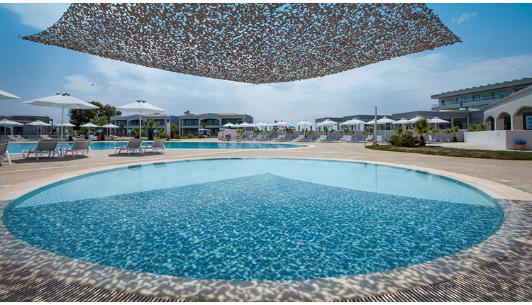 Blue Lagoon Princess, Халкидики