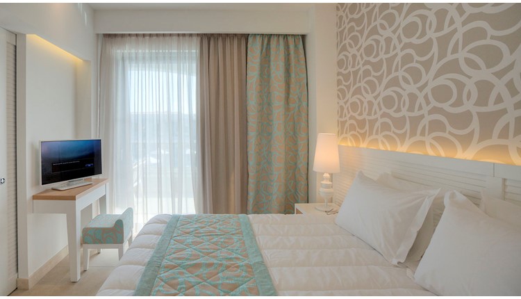 Blue Lagoon Princess, Халкидики