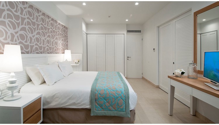 Blue Lagoon Princess, Халкидики