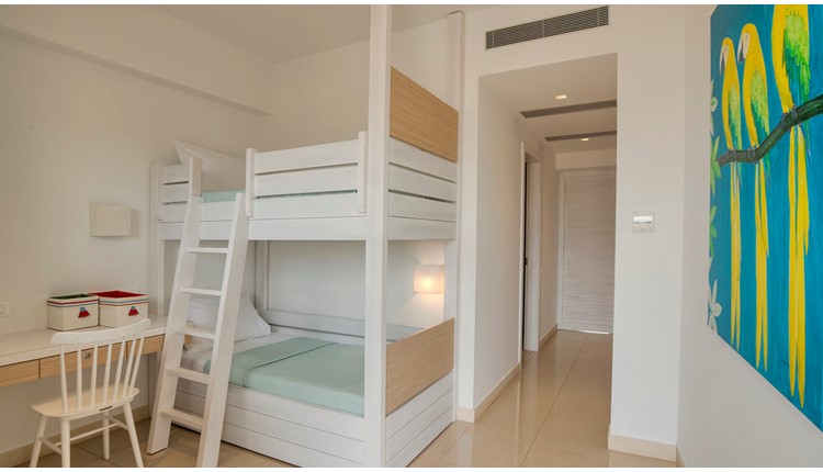 Blue Lagoon Princess, Халкидики