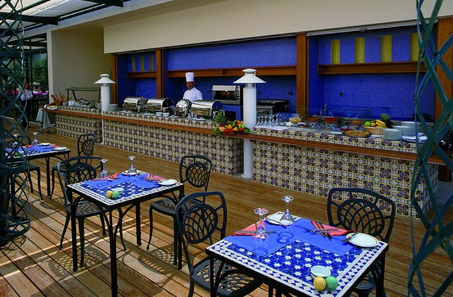 Club Hotel Casino Loutraki, Пелопоннес