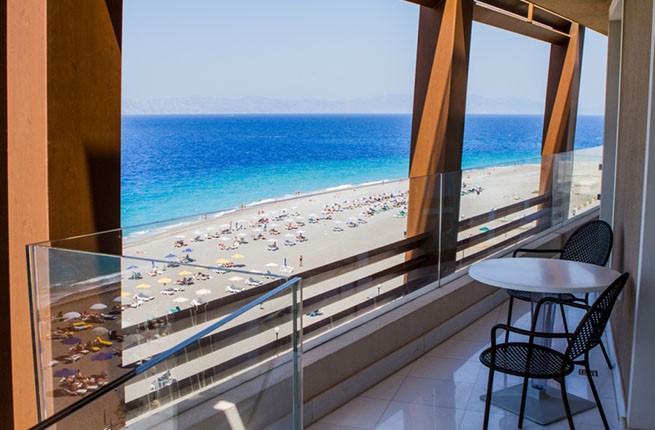 Bellevue On The Beach Suites, Родос