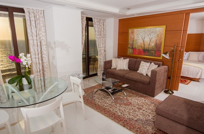 Bellevue On The Beach Suites, Родос