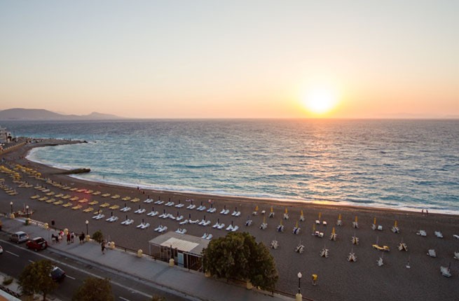 Bellevue On The Beach Suites, Родос