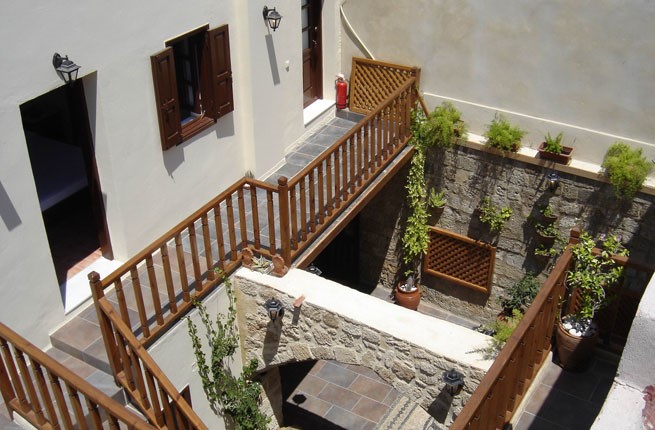 Camelot Hotel - NR, Родос