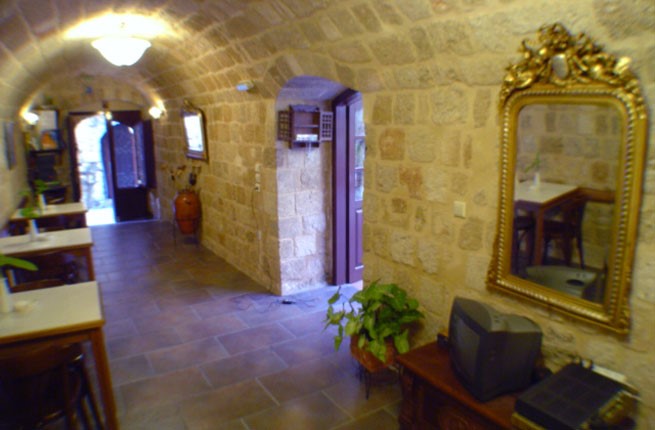 Camelot Hotel - NR, Родос