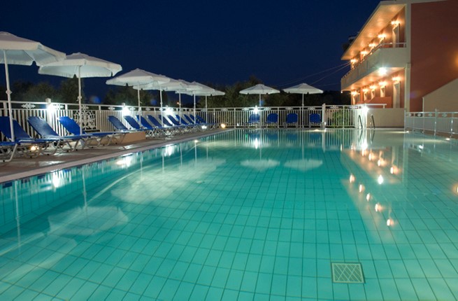 Pantheon Hotel - NR, Закинф