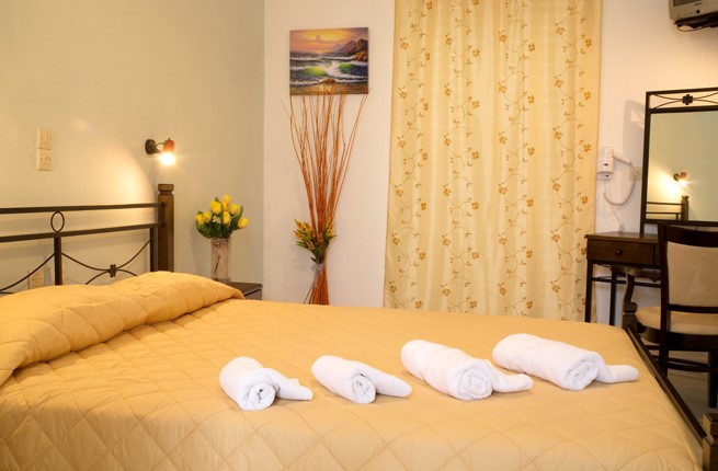 Pantheon Hotel - NR, Закинф