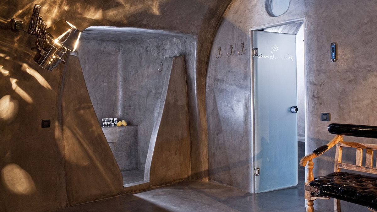 Deluxe Suite With Outdoor Jacuzz