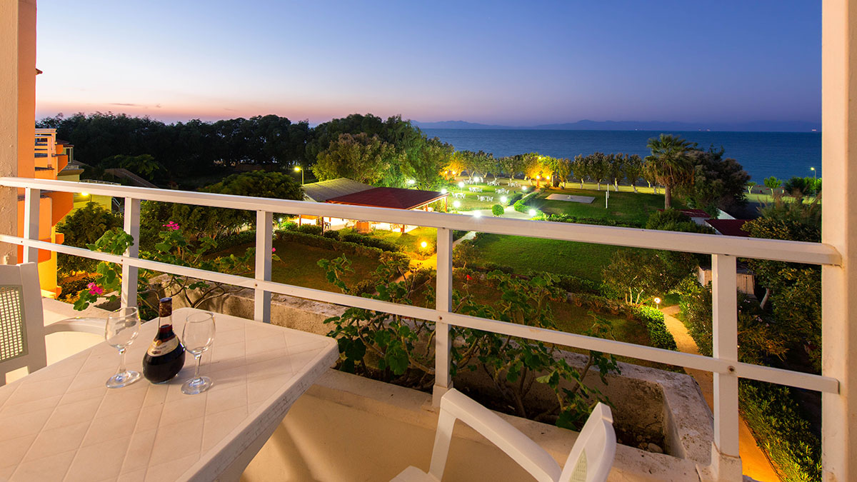 Studio Standard with Kitchenette