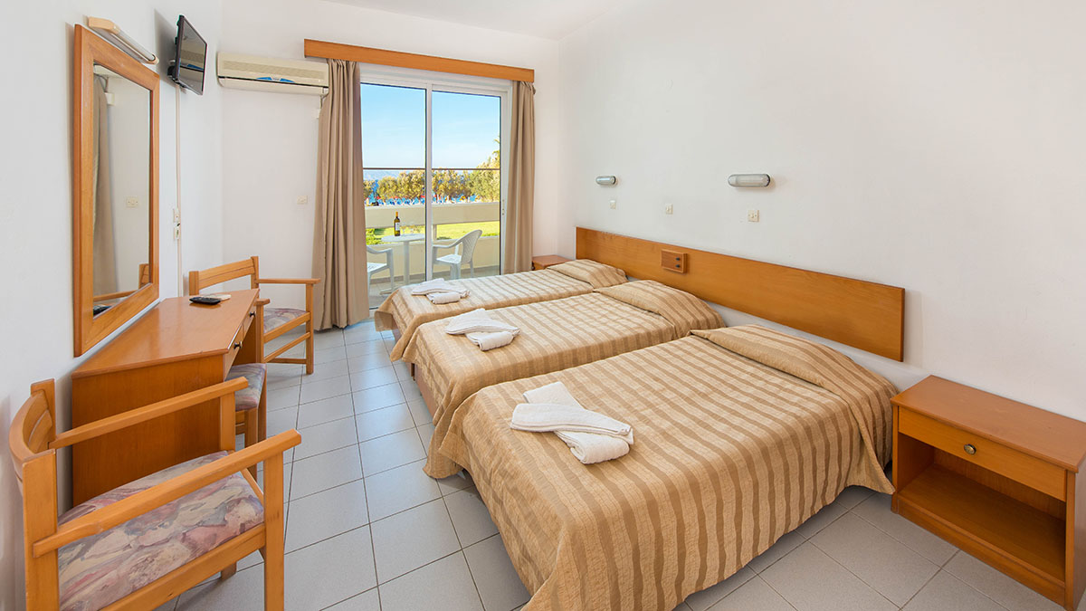 Studio Standard with Kitchenette