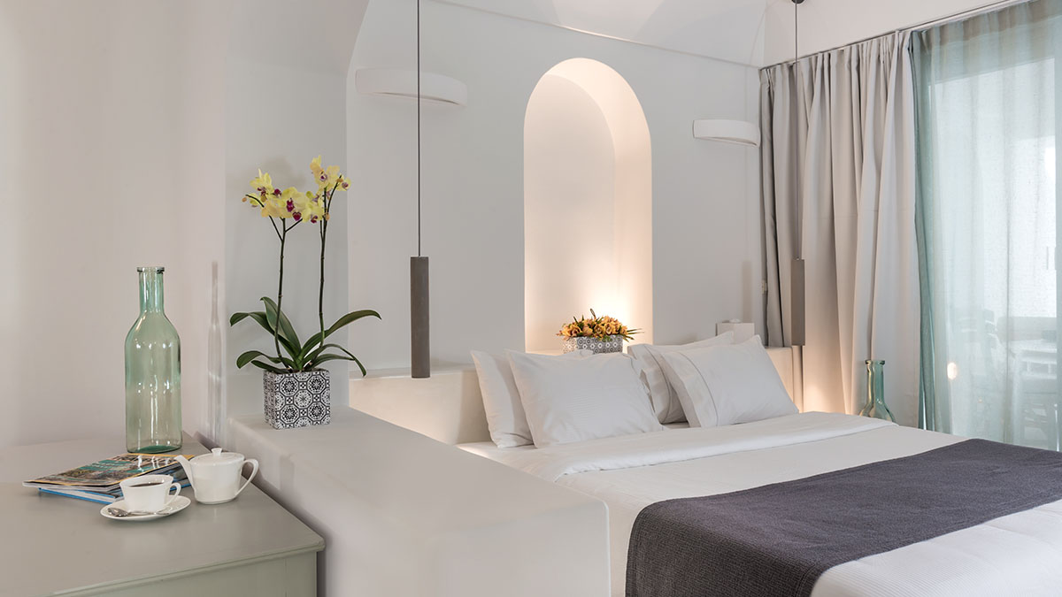 Honeymoon Suite with Outdoor Jacuzzi